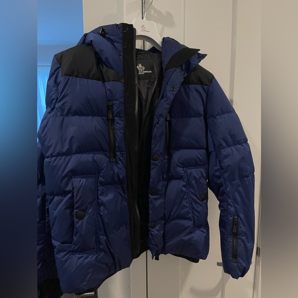 Blue/Black Moncler Rodenberg Short Down Coat